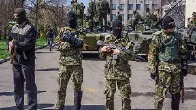 Rus birlikleri sınırdan çekiliyor