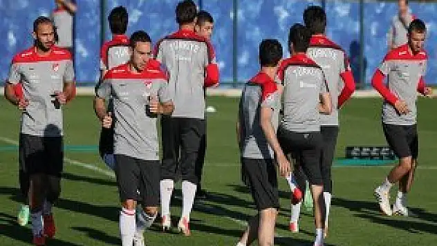 Millilerin ilk sınavı Kosova'da