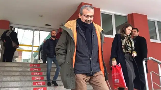 HDP'li Sırrı Süreyya Önder tutuklandı!