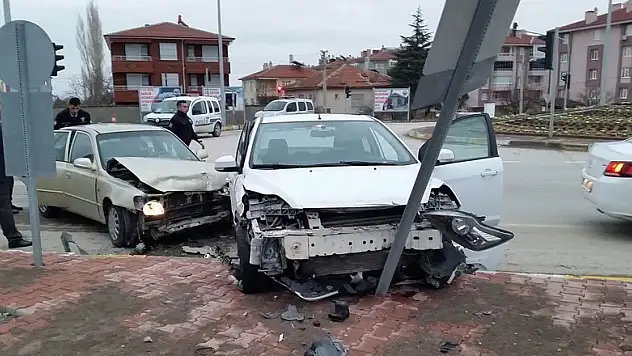 Konya'da trafik kazası: 3 yaralı