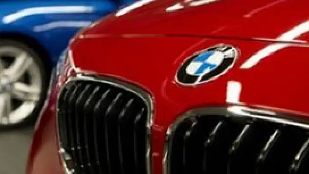 BMW 750 bin aracını geri çağırdı