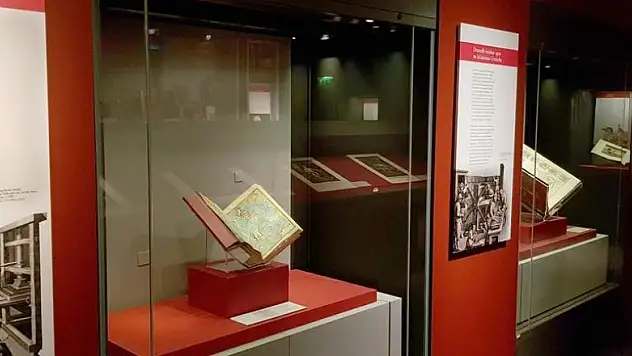 Osmanlı'nın ilk eserlerinden 'Kitab-ı Cihannuma' restore edildi