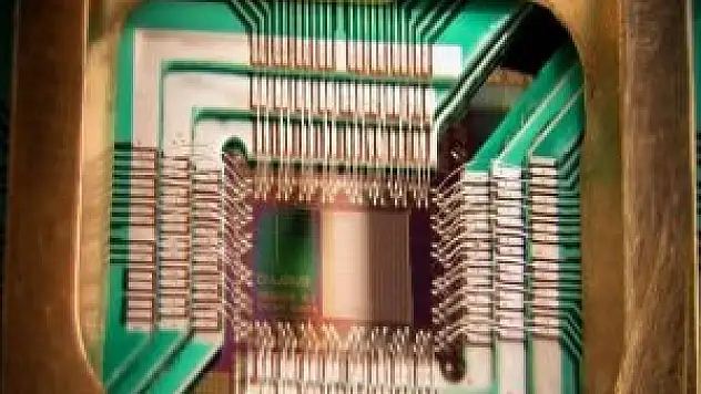 Einstein'i korkutan kuantum bilgisayarı icat edildi