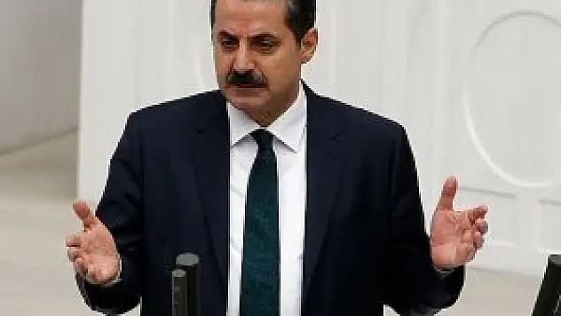 Bakan Çelik ameliyat oldu