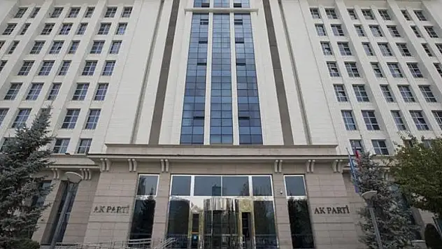 AK Parti'ye 32 bin adaylık başvurusu