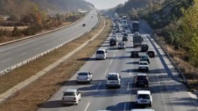 Yollarda 17 milyon araç var