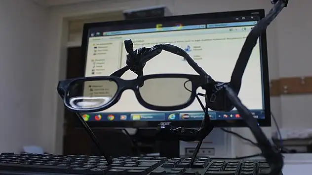 Lise öğrencilerinden 'engelsiz mouse'