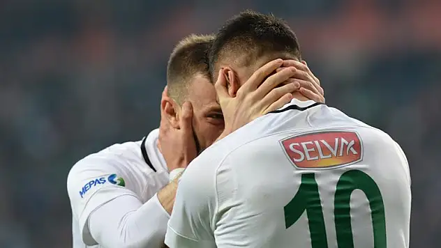 Adis Jahovic: 'Şeytanın bacağını kırdım'