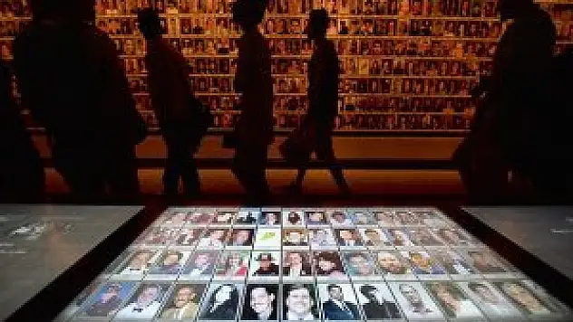 ABD saldırı kurbanlarını anıyor