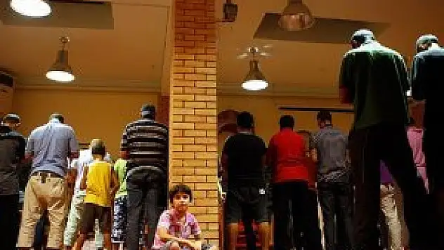 Alman istihbaratı 3 bin 656 Müslüman'ı fişledi