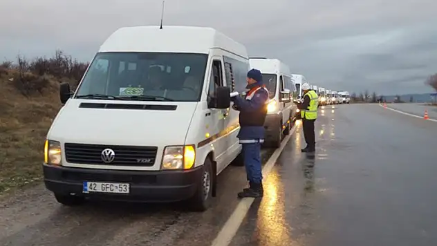 Bozkır'da okul servislerinde kış denetimi