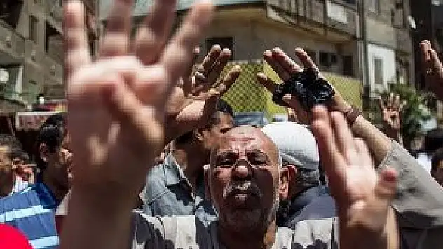 Mısırlıların büyük kesimi seçimi boykot etti