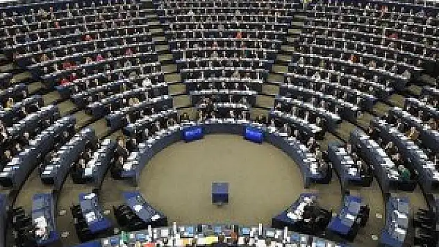 AB liderleri Ukrayna Devlet Başkanı ile işbirliği çağrısı yaptı