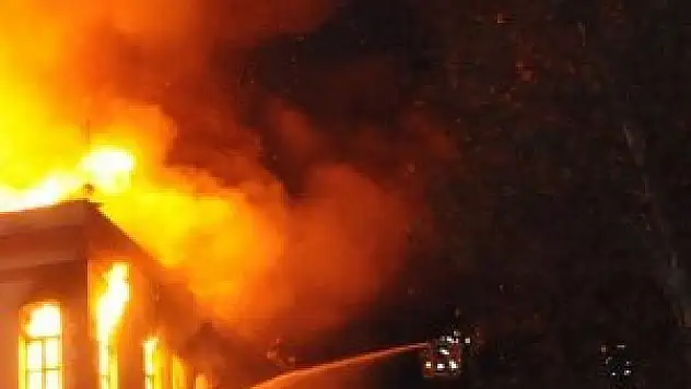 Güney Kore'de yaşlı bakımevinde yangın