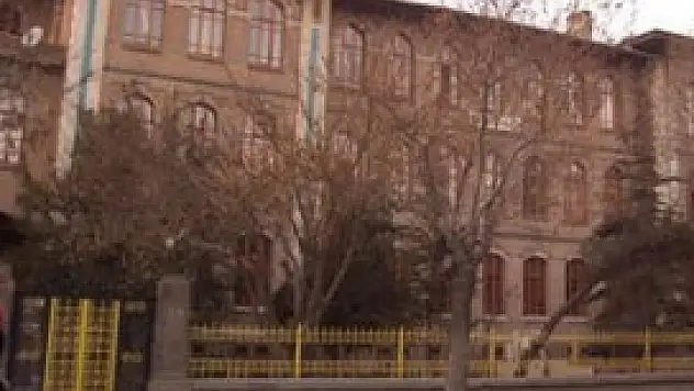 Konya'da okul çevresinde dolaşanlara ceza