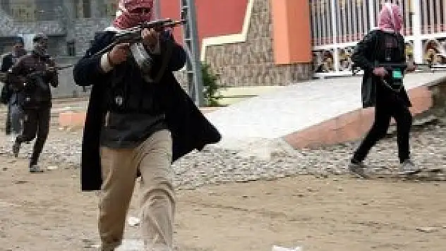 PYD ile IŞİD arasındaki çatışmalarda 15 kişi öldü