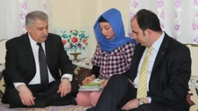 Bu ayın gündemi 'Dostluk'