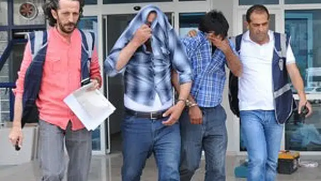 Peçeteye yazdığı notla kurtuldu