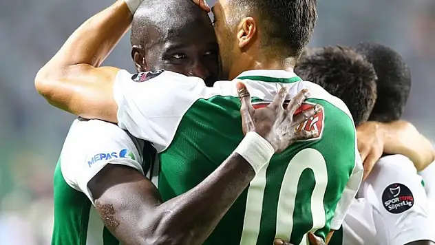 Konyaspor'u Yatabare ile Jahovic sırtladı