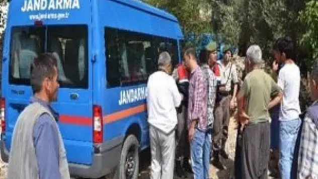 Cinnet getiren şahıs 4 kişiyi vurdu