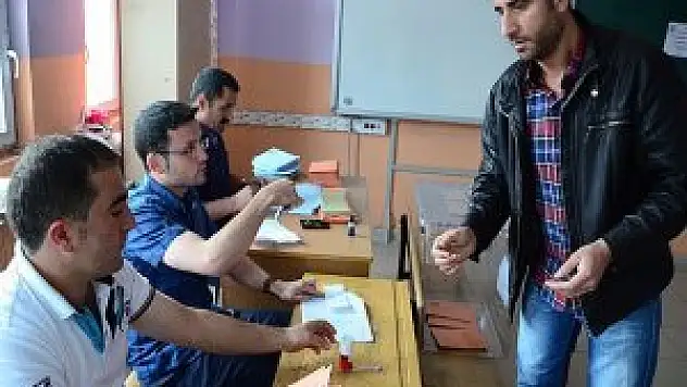 Seçmen sandık başında