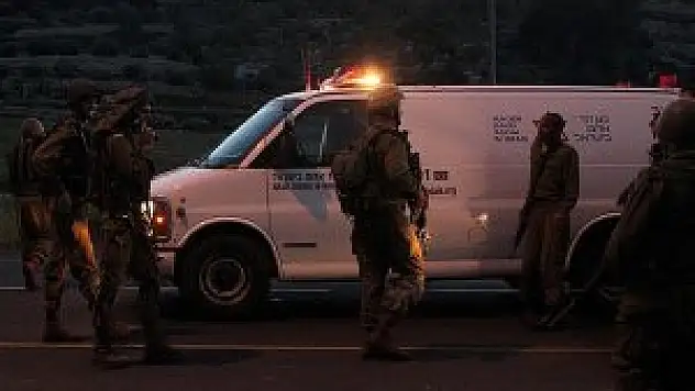 İsrail'den Filistinlilere gece baskını