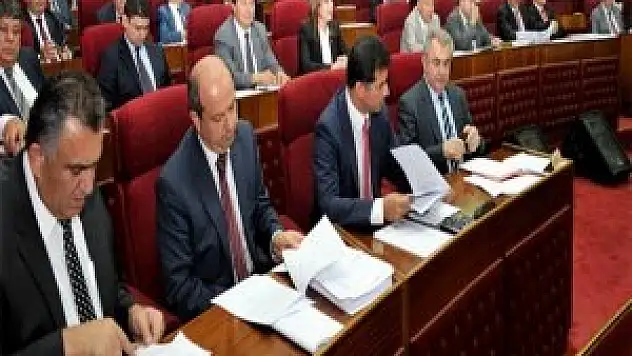 Partisinden istifa edene 500 bin TL ceza