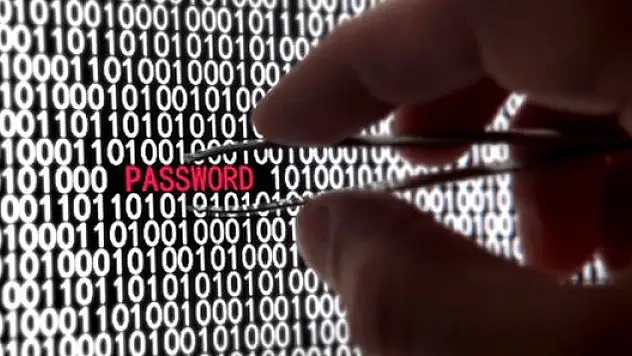 TİB personeline şifre silerken suçüstü