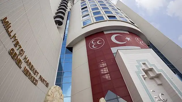 MHP'de Samsun İl Başkanı Tekin görevden alındı