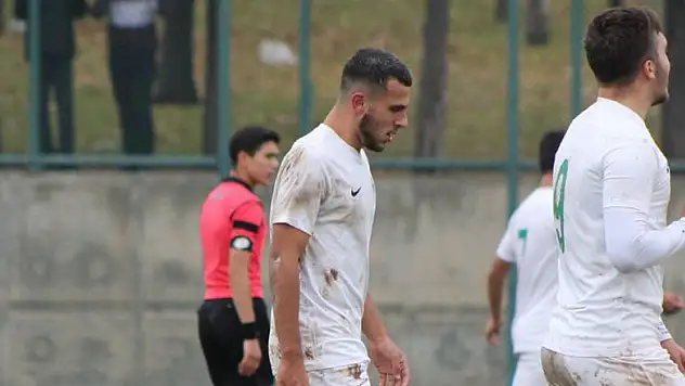 Yavru Kartal'a taze kan!