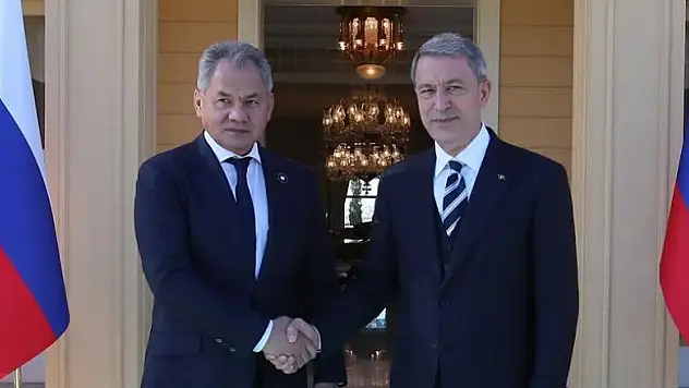 Milli Savunma Bakanı Akar ile Rus mevkidaşı Suriye'yi görüştü