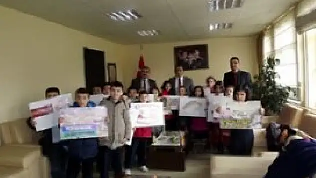 Öğrencilerden Ekmek İsrafı kampanyasına destek