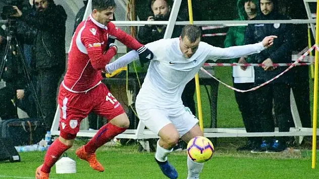 Konyaspor, Altınordu'ya yenildi