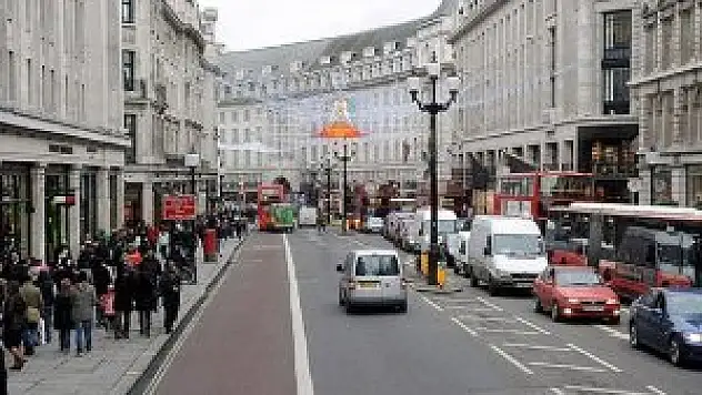 İngiltere'de protestolarda TOMA kullanılabilecek
