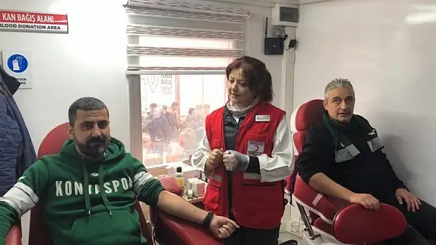 Nalçacılılar'dan Kızılay'a destek