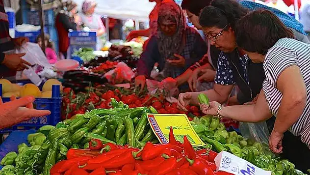 Ramazan'da sebze meyve fiyatları el yakacak