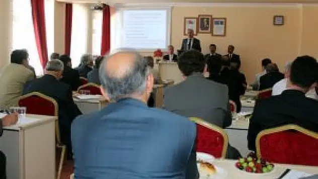 İLÇE MÜFTÜLERİ BEYŞEHİR'DE BULUŞTU