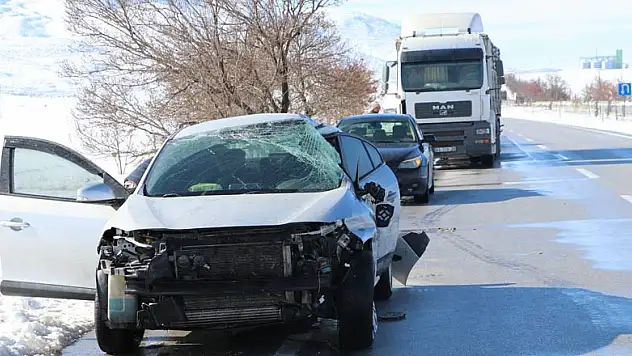 Karaman'da trafik kazası: 1 yaralı