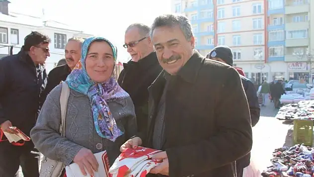 Seydişehir Belediyesinden vatandaşlara bez çanta