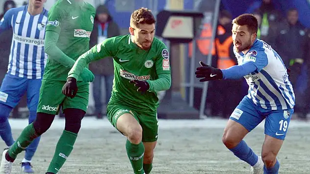 Konyaspor'da sağ kanat değişecek