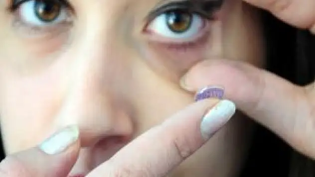 'Kontakt lensle yüzmeyin' uyarısı