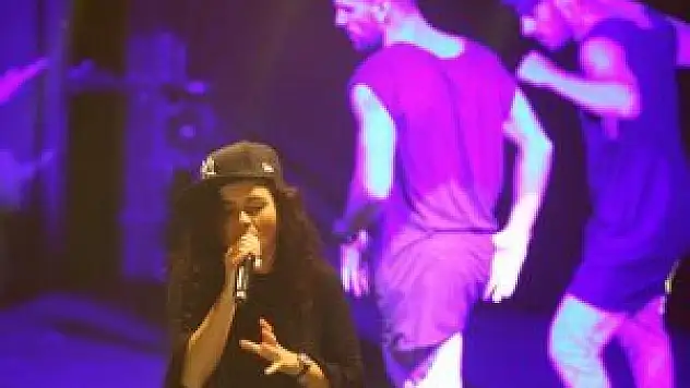 'Dünya starı' İnna Diyarbakır'da sahne aldı