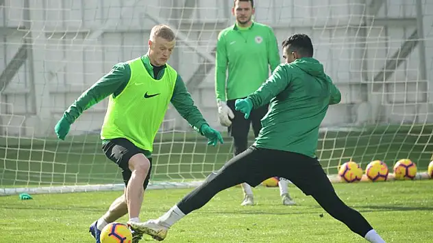 Konyaspor, basına kapalı çalışacak!