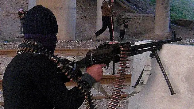 IŞİD Suriye-Irak sınırında etkinliğini artırıyor