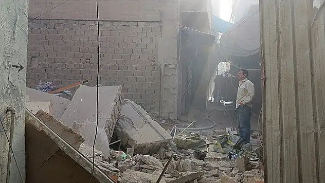 Irak uçakları IŞİD'i havadan vurdu