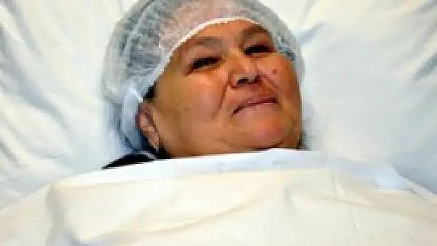 Obez kadına anjiyo yapıldı