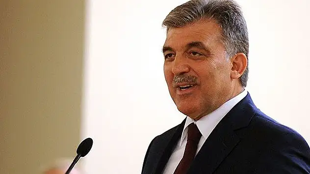 Siyaset üstü tavrımı sürdürmek zorundayım