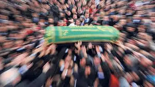 Esat Duysak'ın annesi vefat etti