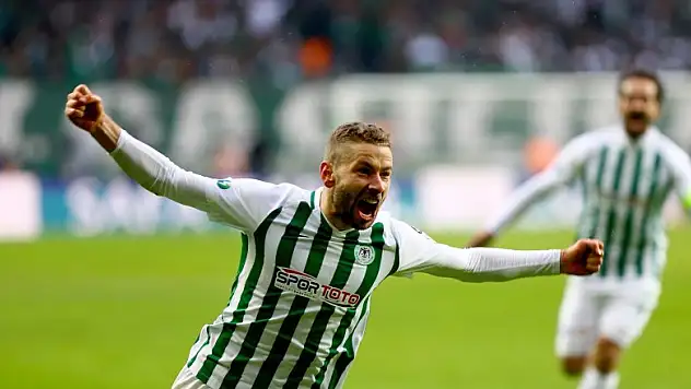 Skubic maça damga vurdu!