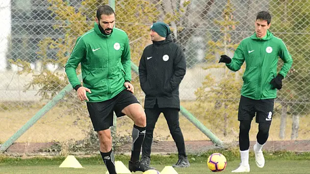 Volkan Fındıklı, Aykut Kocaman'la çıkışa geçti